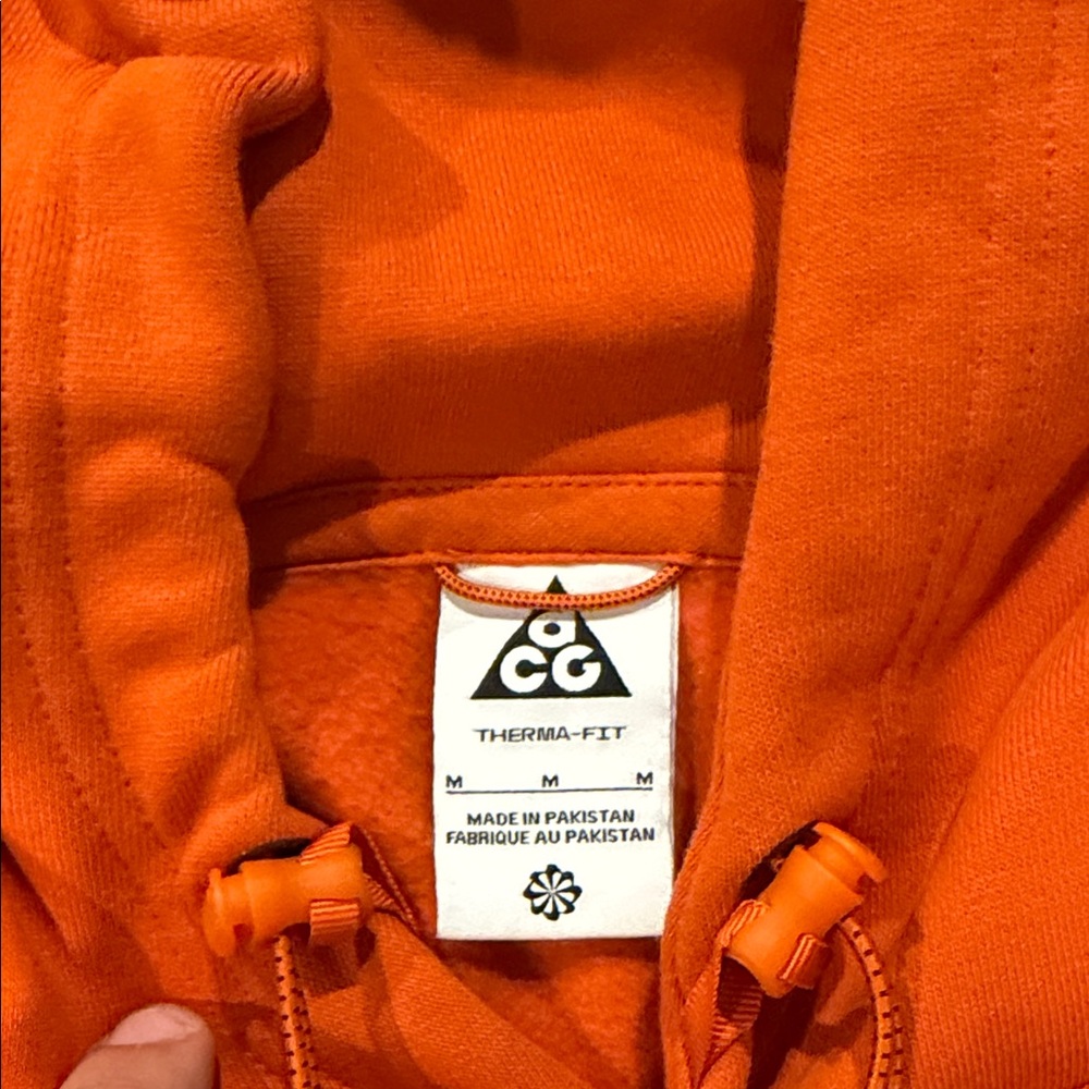 Nike ACG Men's Bright Orange Pullover - Picture 4 of 5